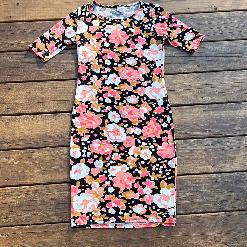 Lularoe Floral Julia